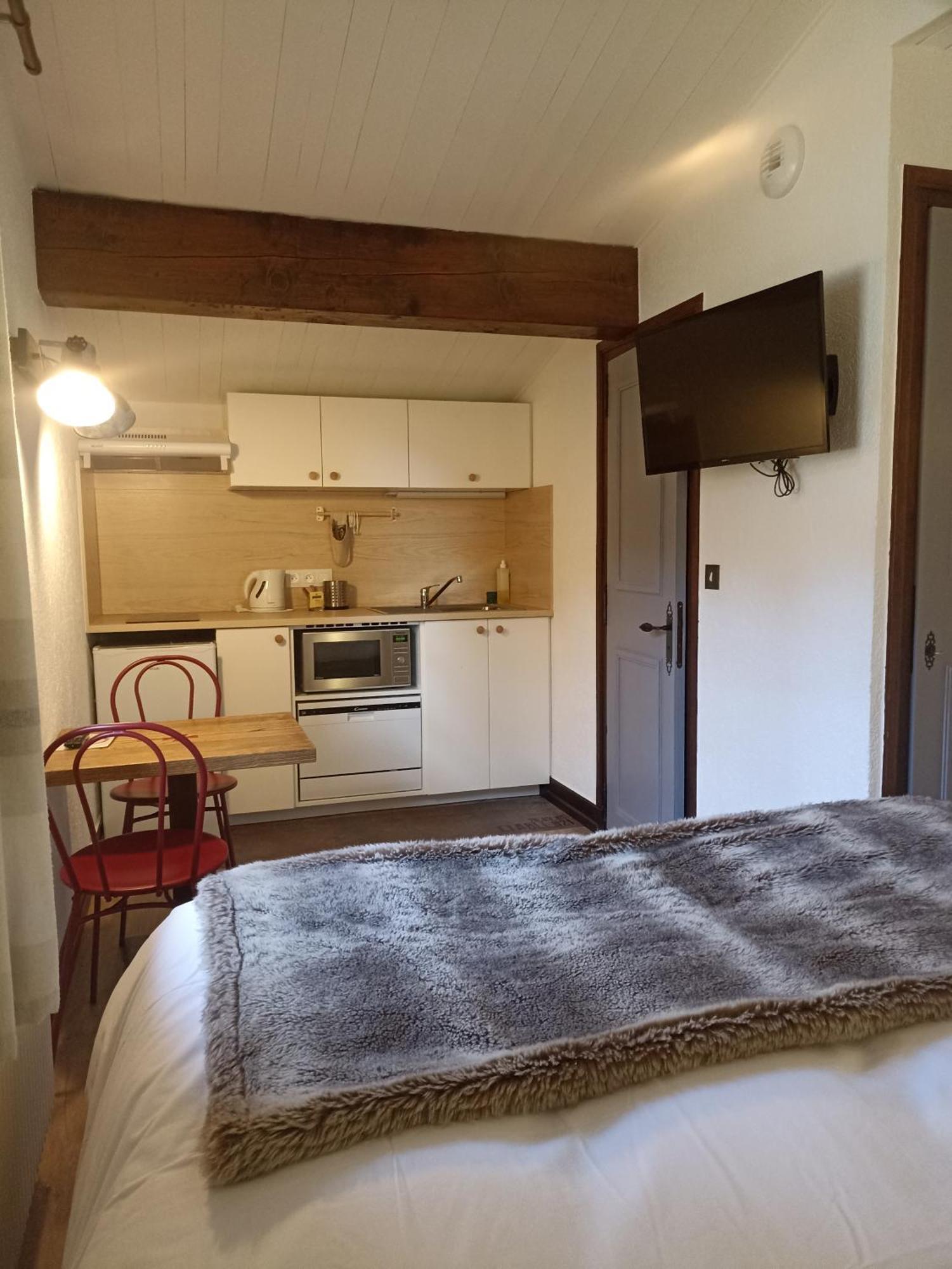 Chalet Appart'Hotel L'Eau Vive Saint-Nicolas-la-Chapelle  Esterno foto
